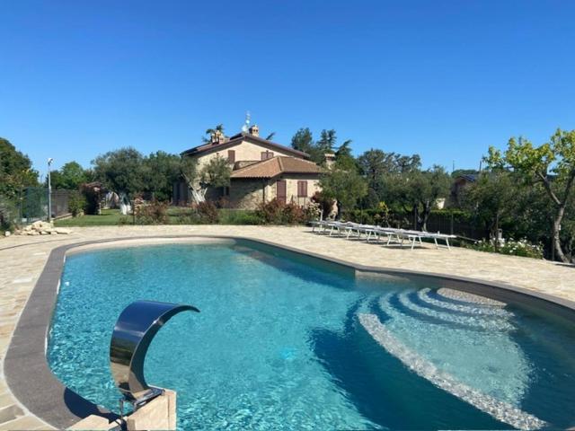 B&B Madonna Carradori Country Offagna Екстериор снимка