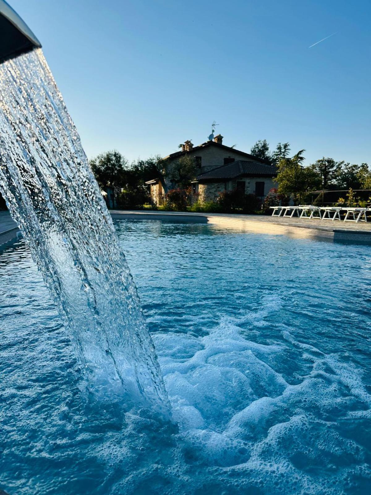 B&B Madonna Carradori Country Offagna Екстериор снимка