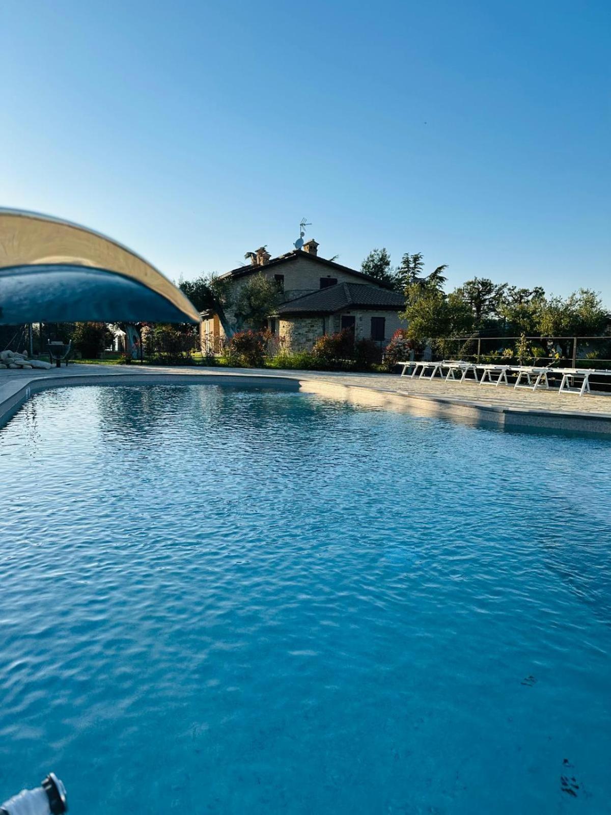 B&B Madonna Carradori Country Offagna Екстериор снимка